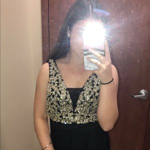 Meet your Posher, Alivia